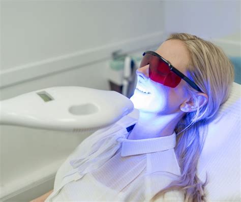 Teeth whitening greystanes  The benefits of teeth whitening while pregnant are pretty straightforward: brighter, whiter-looking teeth
